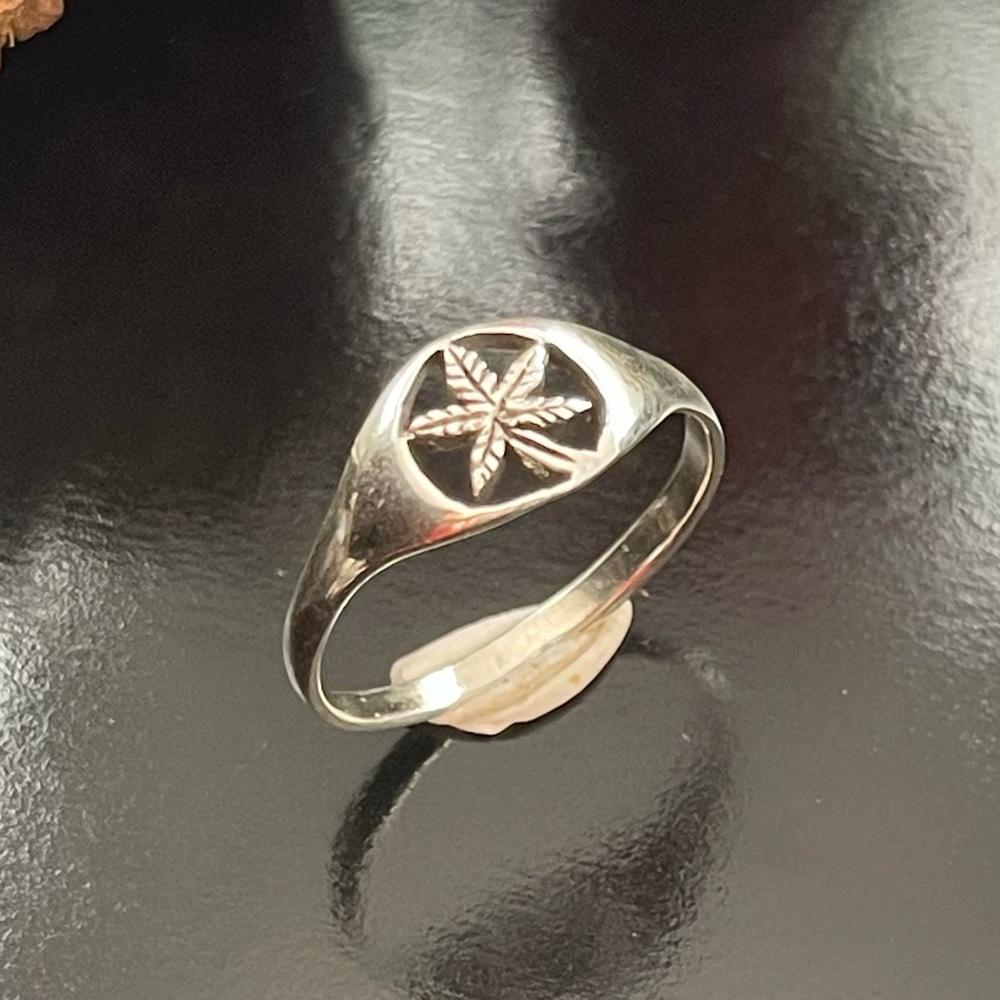 Solid 925 Silver Leaf Ring Size 9 And 10 Option - image 4